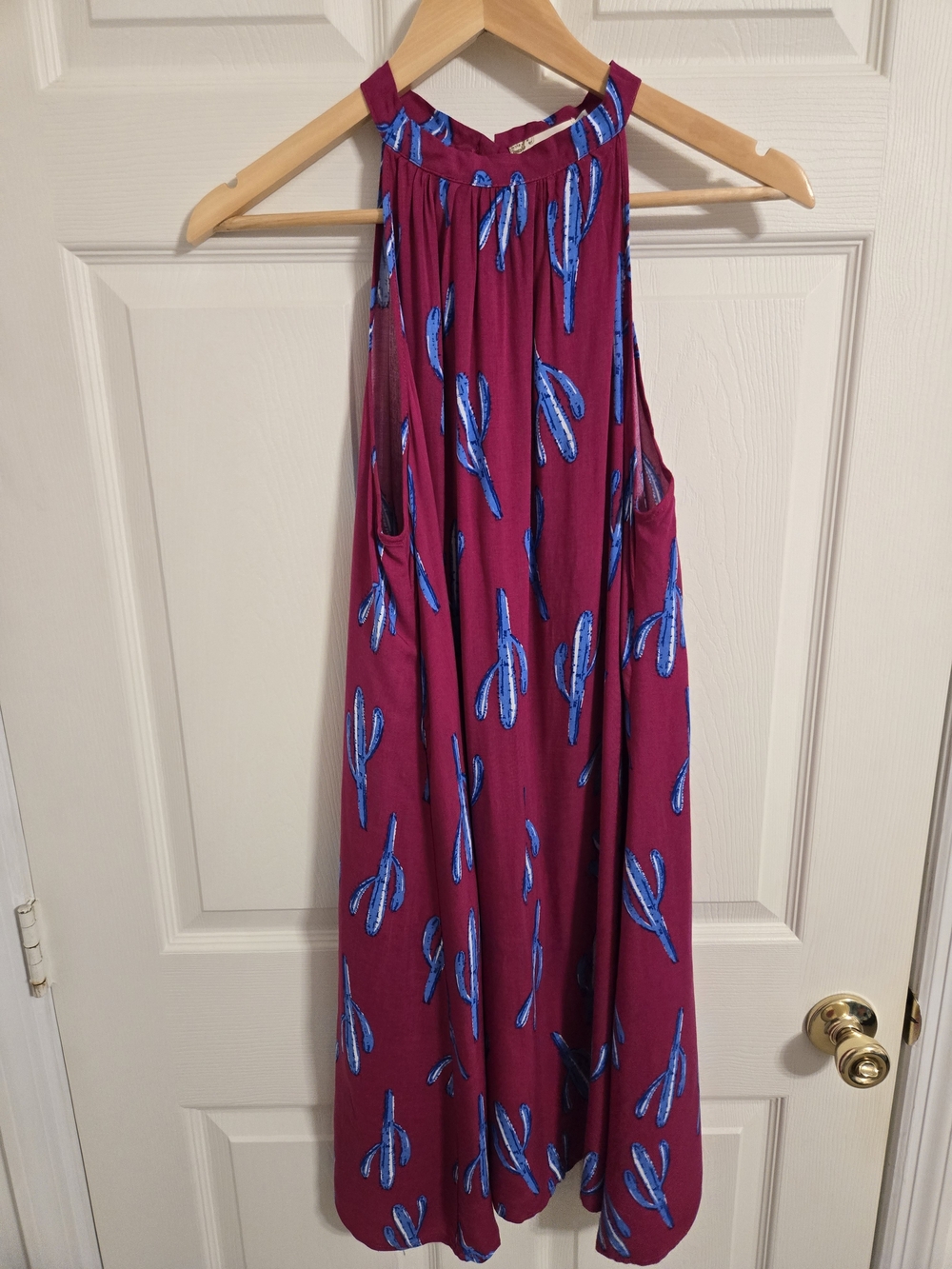 Southern Stitch Sleeveless Magenta And Blue Cactus Print Dress Size Medium